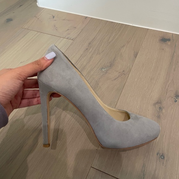 Grey suede heels size 6 Njne West - Picture 5 of 12